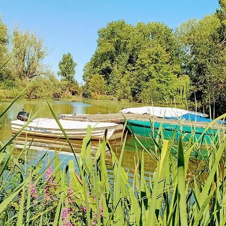 Le Du Marais. * Houlle