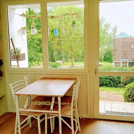 Le Du Marais. Holiday home Houlle